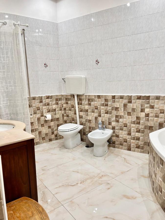 דירות נאפולי Casa Vacanze The Fortress מראה חיצוני תמונה
